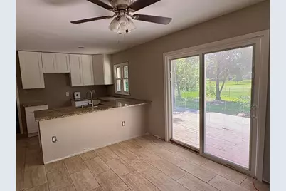 1740 E Duane Boulevard, Kankakee, IL 60901 - Photo 2