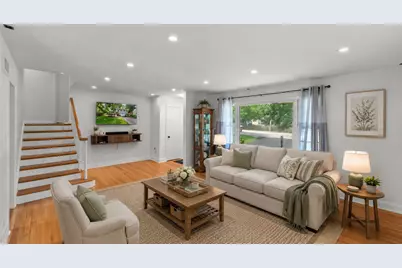 715 E Main Street, Barrington, IL 60010 - Photo 4