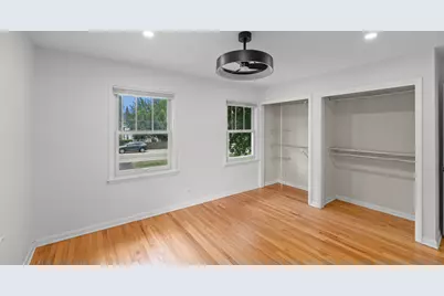 715 E Main Street, Barrington, IL 60010 - Photo 16