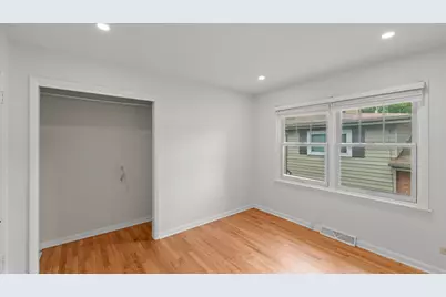 715 E Main Street, Barrington, IL 60010 - Photo 18