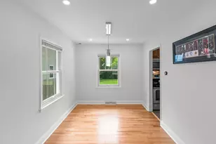 715 E Main St, Barrington, IL 60010 - Photo 8