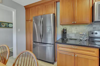 443 Glendale Road, Roselle, IL 60172 - Photo 8