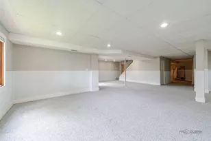 26781 N Cir Dr, Mundelein, IL 60060 - Photo 22