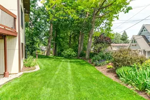 26781 N Cir Dr, Mundelein, IL 60060 - Photo 28