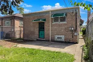 9040 S Oglesby Ave, Chicago, IL 60617 - Photo 26