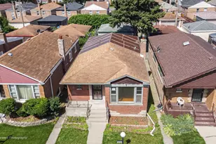 9040 S Oglesby Ave, Chicago, IL 60617 - Photo 4