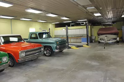 811 E State Highway 54, Clifton, IL 61727 - Photo 16