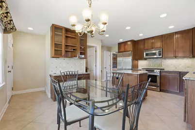 8238 W Balmoral Avenue, Chicago, IL 60656 - Photo 12