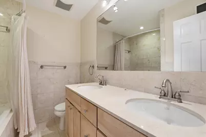 8238 W Balmoral Avenue, Chicago, IL 60656 - Photo 32