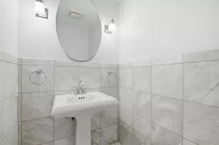 8238 W Balmoral Ave, Chicago, IL 60656 - Photo 20