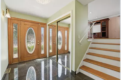 8238 W Balmoral Avenue, Chicago, IL 60656 - Photo 6