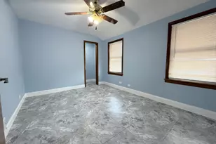 5132 S Hamlin Ave, Chicago, IL 60632 - Photo 18