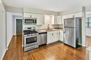 20031 Crescent Ave, Lynwood, IL 60411 - Photo 6