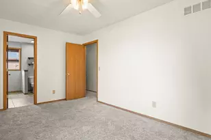 2949 Langstone Dr, Rockford, IL 61109 - Photo 18