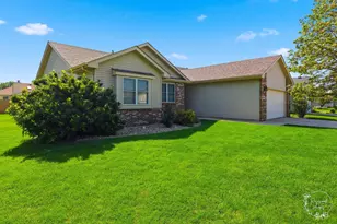 612 Madison Ave, Bradley, IL 60915 - Photo 2