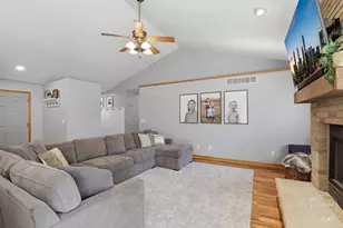 612 Madison Ave, Bradley, IL 60915 - Photo 6