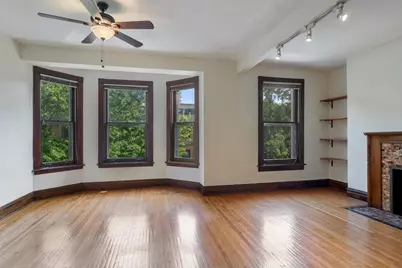 2352 N Cleveland Avenue #3, Chicago, IL 60614 - Photo 4