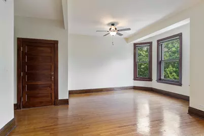 2352 N Cleveland Avenue #3, Chicago, IL 60614 - Photo 8