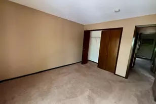 183 N Waters Edge Dr W, Glendale Heights, IL 60139 - Photo 18