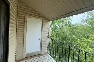 183 N Waters Edge Dr W, Glendale Heights, IL 60139 - Photo 14