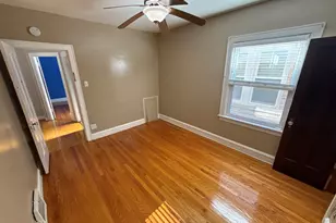 5327 W Wolfram St, Chicago, IL 60641 - Photo 12
