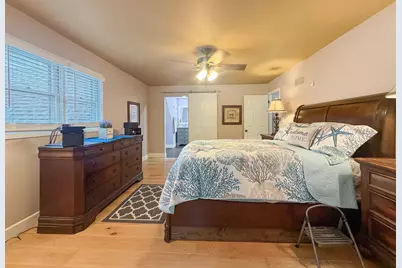 2094 Running Deer Lane, Freeport, IL 61032 - Photo 34