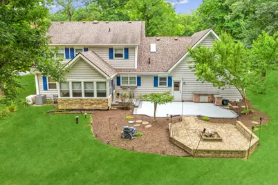2094 Running Deer Lane, Freeport, IL 61032 - Photo 2