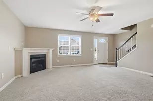 1818 Glenbridge Rd, Bloomington, IL 61704 - Photo 6