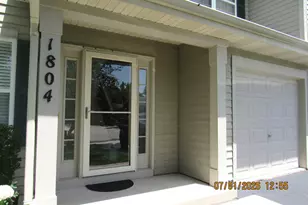 1804 Oslo Ct, Mundelein, IL 60060 - Photo 2