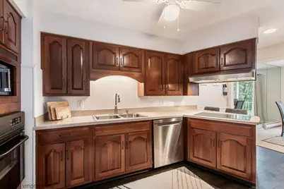 2812 E Bel Aire Drive #303, Arlington Heights, IL 60004 - Photo 10