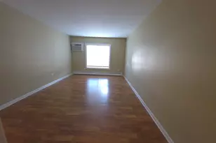 1665 Coach Dr, Naperville, IL 60565 - Photo 6