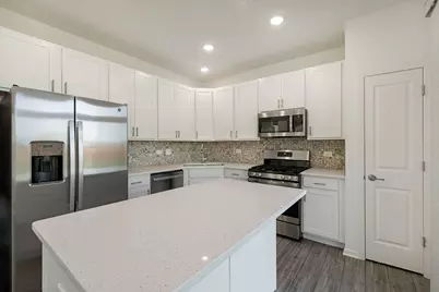 2001 Stuttle Road, Batavia, IL 60510 - Photo 12
