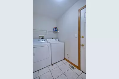 148 Schiller Square, Itasca, IL 60143 - Photo 18