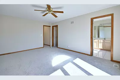 148 Schiller Square, Itasca, IL 60143 - Photo 24