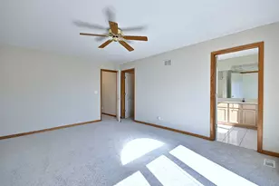 148 Schiller Square, Itasca, IL 60143 - Photo 24