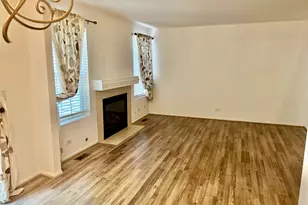 2375 Stoughton Cir, Aurora, IL 60502 - Photo 2