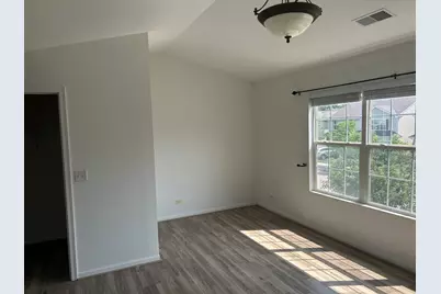 2375 Stoughton Circle, Aurora, IL 60502 - Photo 10