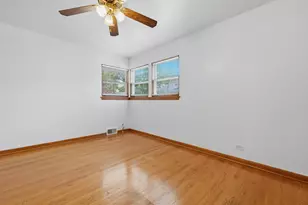 10019 S Keeler Ave, Oak Lawn, IL 60453 - Photo 8