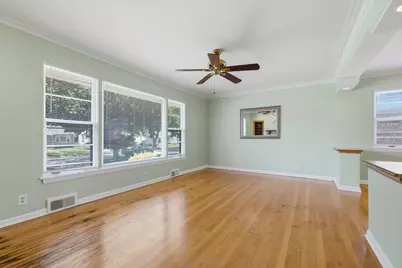 10019 S Keeler Avenue, Oak Lawn, IL 60453 - Photo 2