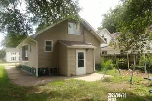 215 1st Ave, Lyndon, IL 61261 - Photo 6