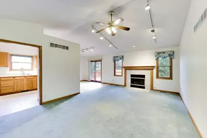 231 Clover Chase Circle, Woodstock, IL 60098 - Photo 2