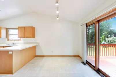 231 Clover Chase Circle, Woodstock, IL 60098 - Photo 6