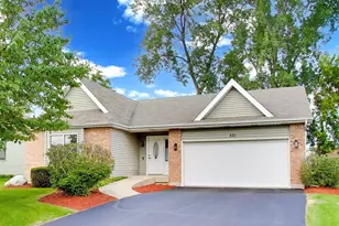 231 Clover Chase Cir, Woodstock, IL 60098 - Photo 1