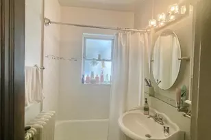 1112 Grove St, Evanston, IL 60201 - Photo 12