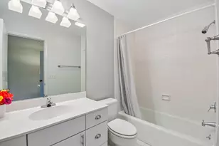 985 Coventry Ln, Highland Park, IL 60035 - Photo 32