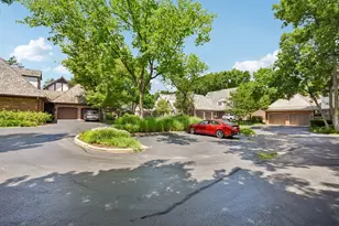 985 Coventry Ln, Highland Park, IL 60035 - Photo 38