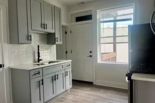5325 N Damen Ave, Chicago, IL 60625 - Photo 2