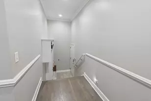 5652 N Lockwood Ave, Chicago, IL 60646 - Photo 14