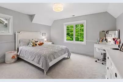 5652 N Lockwood Avenue, Chicago, IL 60646 - Photo 18