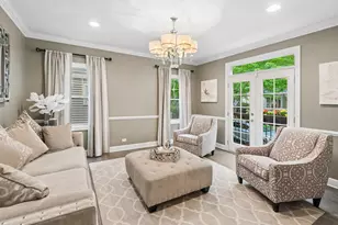5652 N Lockwood Ave, Chicago, IL 60646 - Photo 2